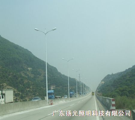 厚大路道路照明